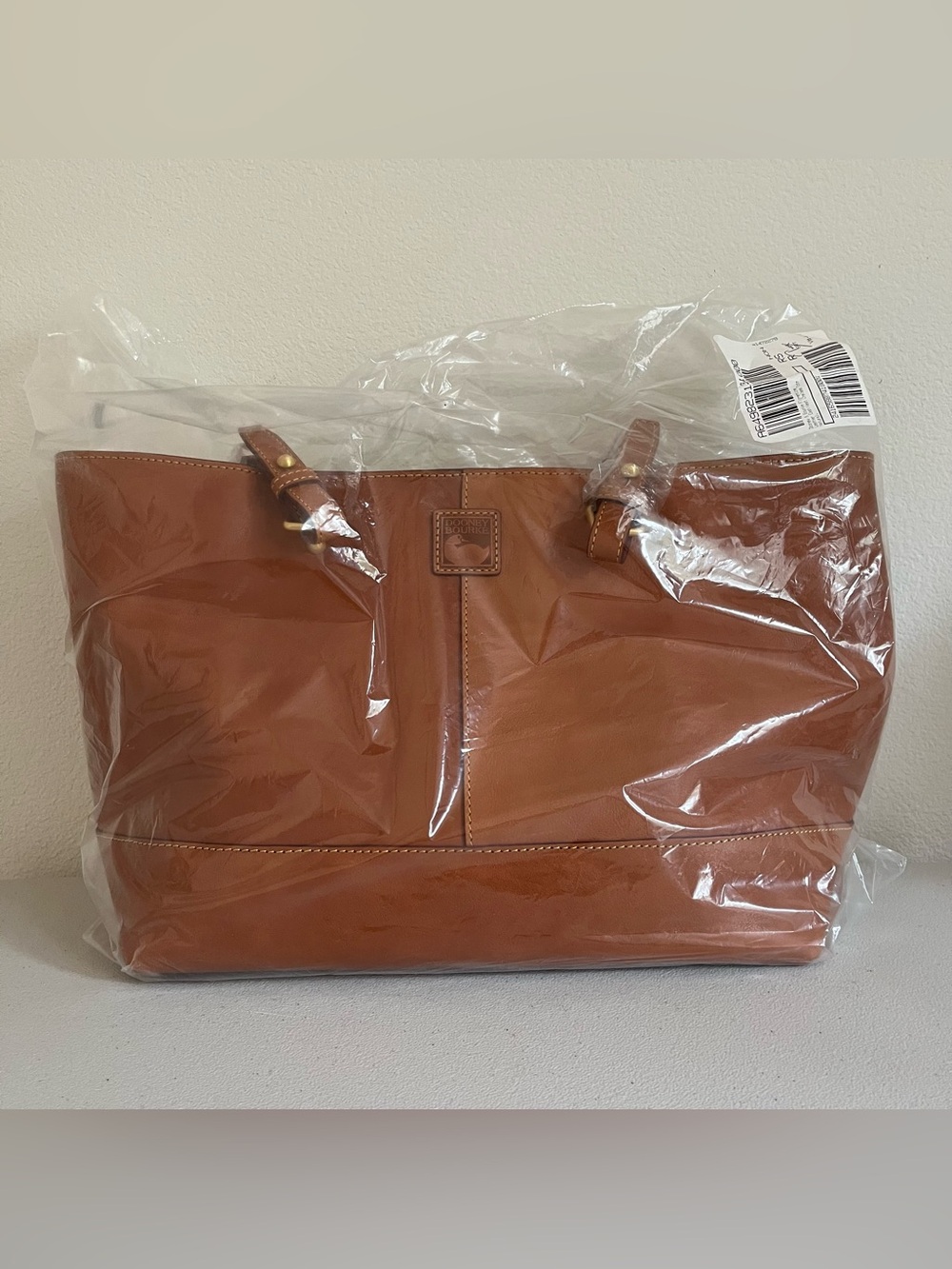 NWT - Dooney & Bourke Florentine Leather East/West Chelsea Tote in Natural